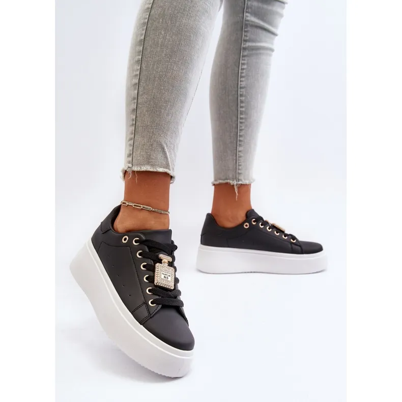 Baskets Pour Femmes Avec Décoration Noir Celedria le noir